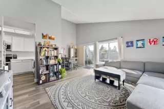 Photo #1: P1-16676 Listing