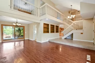 Photo #1: P1-25117 Listing 