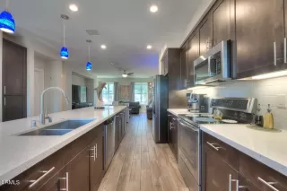 Photo #5: P1-26666 Listing 