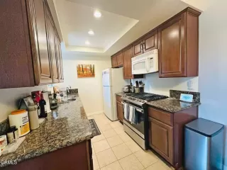 Photo #6: P1-27295 Listing 
