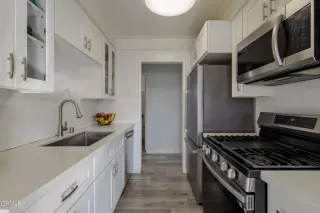 Photo #4: P1-27412 Listing 