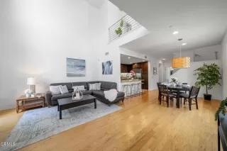Photo #4: P1-27735 Listing