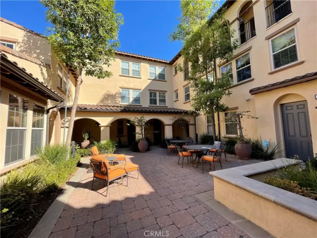 MLS: PT23028031 Condo For Sale