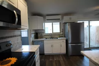 Photo #2: PTP2303610 Listing 