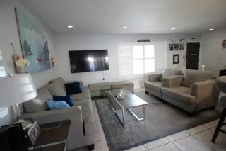 Photo #5: PTP2303610 Listing 