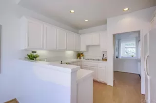 Photo #5: PTP2305019 Listing