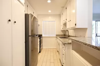 Photo #5: PTP2306053 Listing 