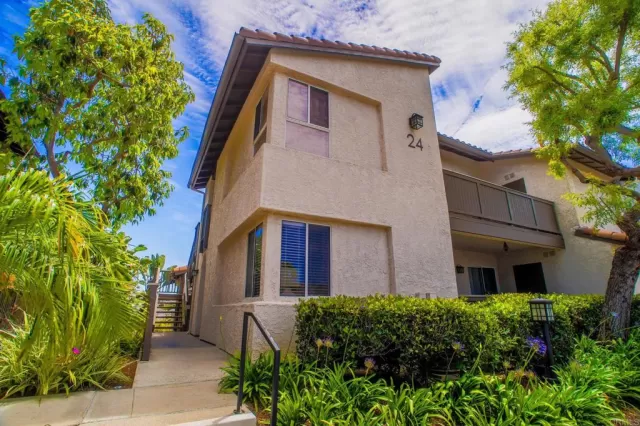 MLS: PTP2603095 Condo For Sale