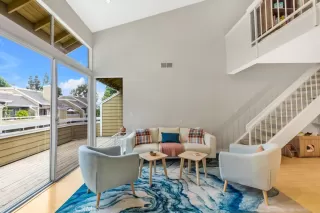 Photo #5: PV22218428 Listing