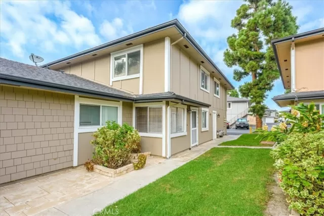 MLS: PV23000938 Condo For Sale