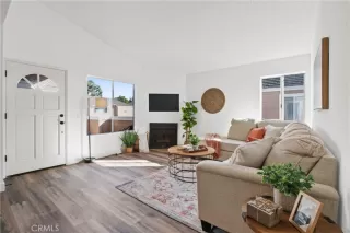 Photo #5: PV23022371 Listing 