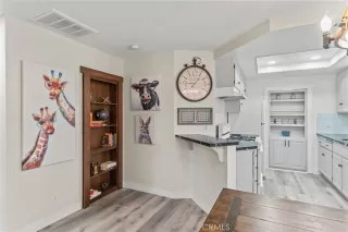 Photo #3: PV23109932 Listing