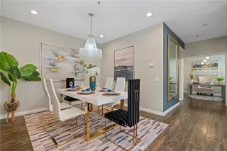 Photo #1: PV23149400 Listing 