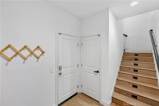 Photo #1: PV23161259 Listing