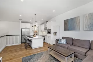 Photo #3: PV23161259 Listing