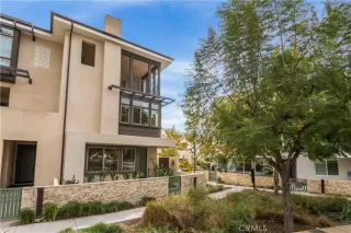 Photo #1: PV23219760 Listing