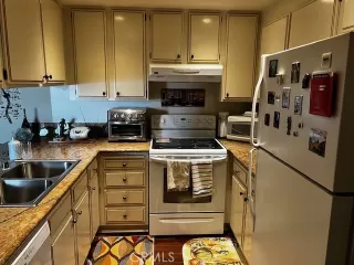 Photo #3: PV24073821 Listing 