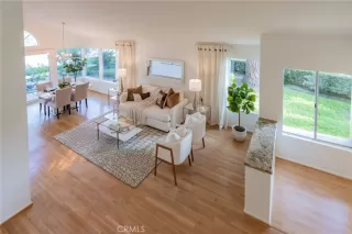 Photo #5: PV24169902 Listing 