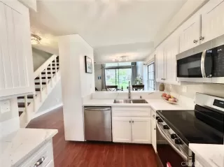 Photo #6: PV25089783 Listing 