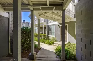 Photo #3: PV25244595 Listing