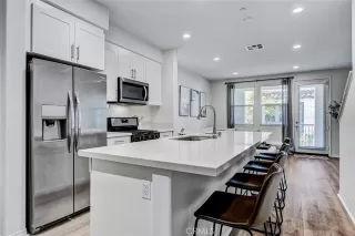Photo #6: PV26093709 Listing 