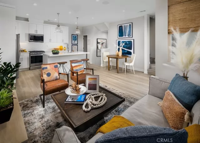 MLS: PW22121718 Condo For Sale