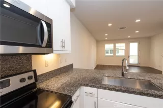 Photo #6: PW22123197 Listing 