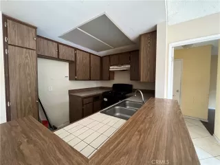 Photo #5: PW22181595 Listing 