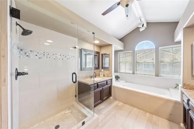 MLS: PW22194619 Condo For Sale