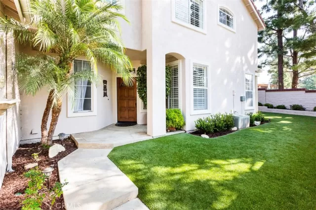 MLS: PW22208467 Condo For Sale