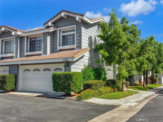 MLS: PW22213606 Condo For Sale