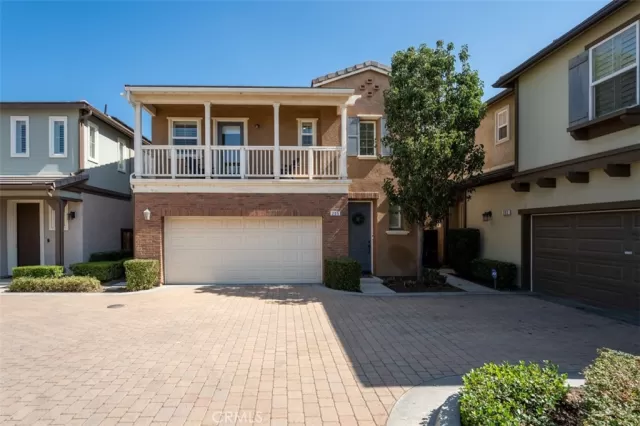 MLS: PW22220415 Condo For Sale