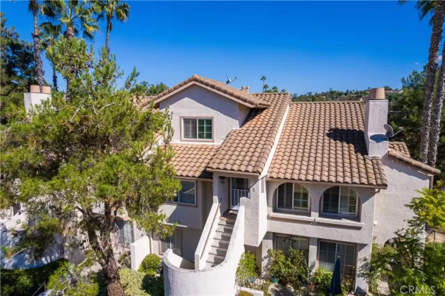 MLS: PW22225949 Condo For Sale