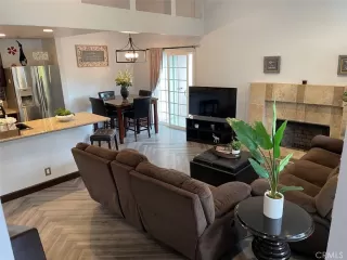 Photo #1: PW22225949 Listing 