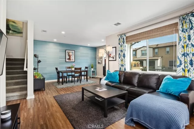 MLS: PW22227833 Condo For Sale