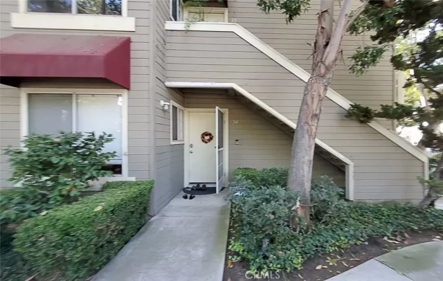 MLS: PW22230216 Condo For Sale