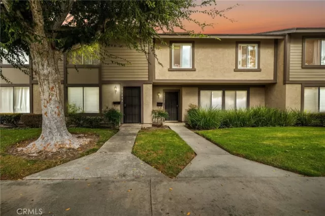 MLS: PW22233793 Condo For Sale