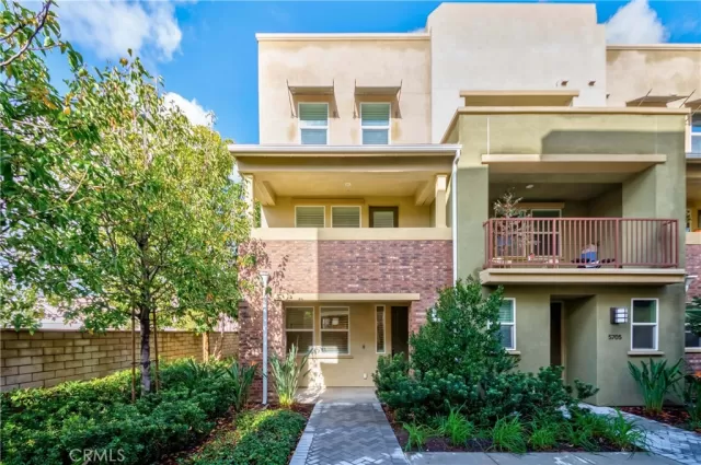 MLS: PW22235180 Condo For Sale