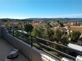 Photo #4: PW22236754 Listing