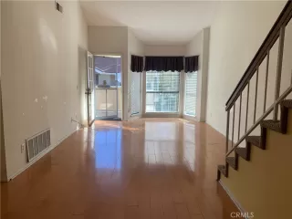 Photo #3: PW22236827 Listing