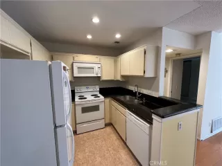 Photo #6: PW22236827 Listing