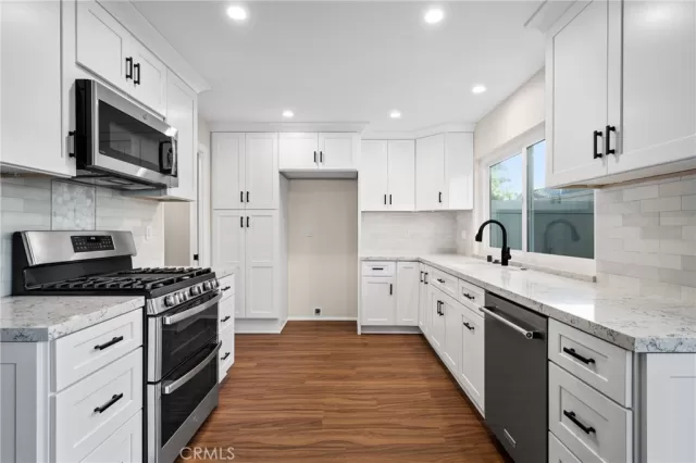 MLS: PW22240039 Condo For Sale