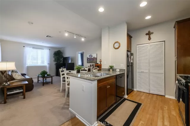 MLS: PW22242464 Condo For Sale