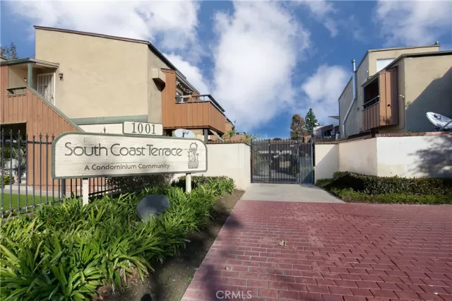 MLS: PW22243289 Condo For Sale