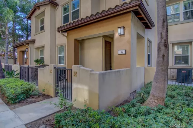 MLS: PW22244858 Condo For Sale