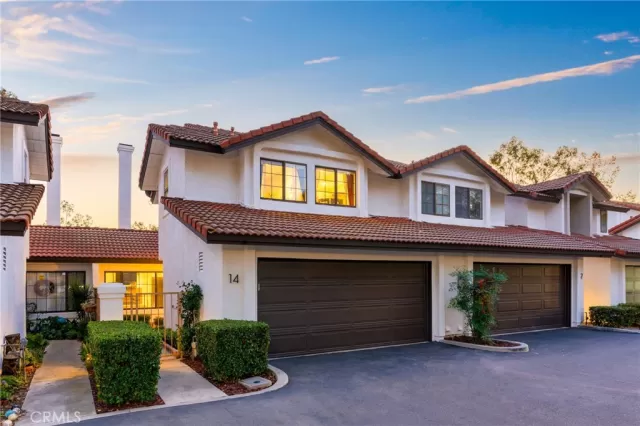 MLS: PW22246931 Condo For Sale