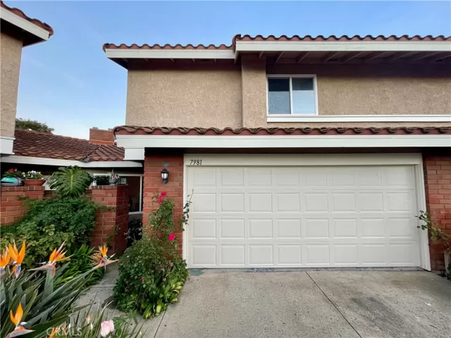 MLS: PW22247172 Condo For Sale