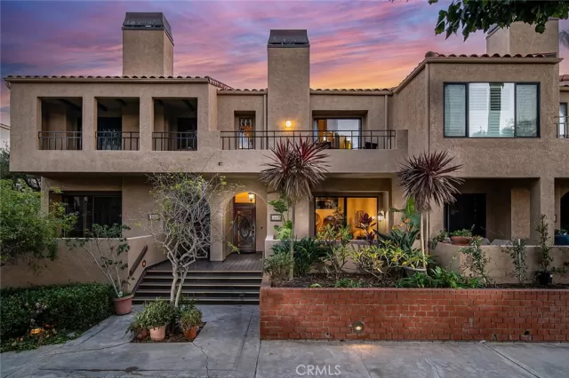 MLS: PW22247266 Condo For Sale