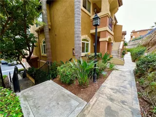 Photo #3: PW22247761 Listing 