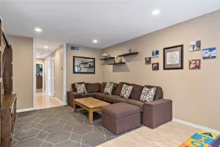 Photo #3: PW22250081 Listing 